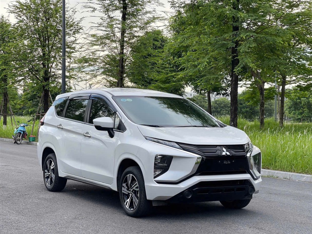 Audi A4 4-door sedan blue